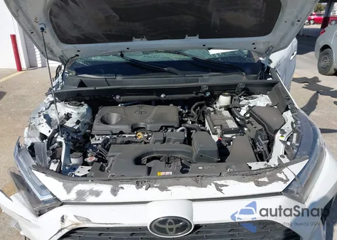 2022 Toyota Rav4 Xle z USA, uszkodzony, nr VIN 2T3W1RFV6NW226366